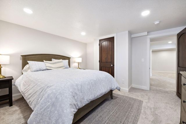 2305 Bayview Place, Orono, MN 55391