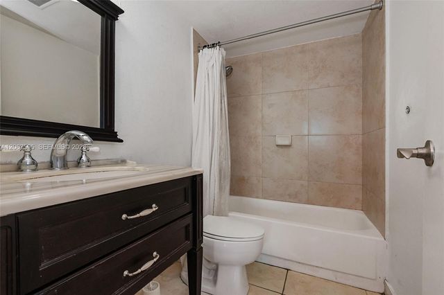 1805 Sans Souci Boulevard 532, North Miami, FL 33181