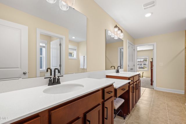 513 Henham Way, Zebulon, NC 27597