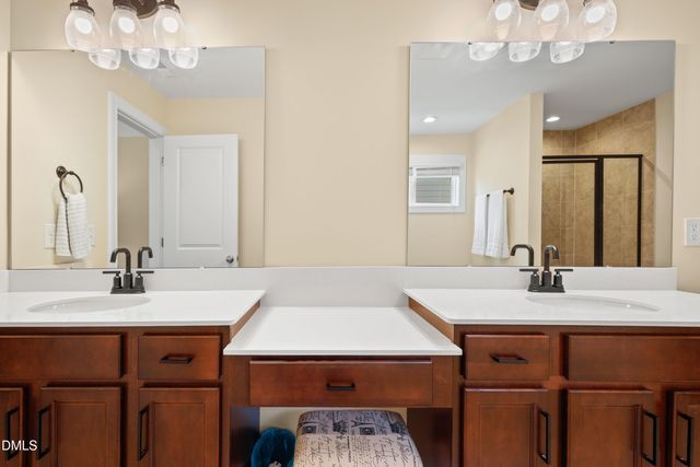 513 Henham Way, Zebulon, NC 27597