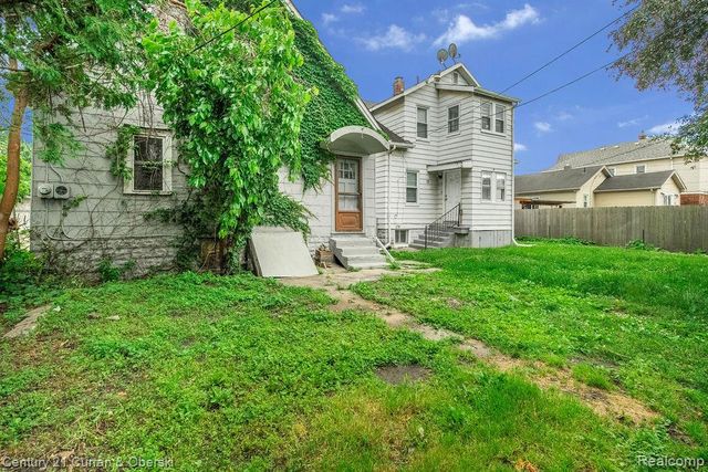 10 Perrin Street, River Rouge, MI 48218