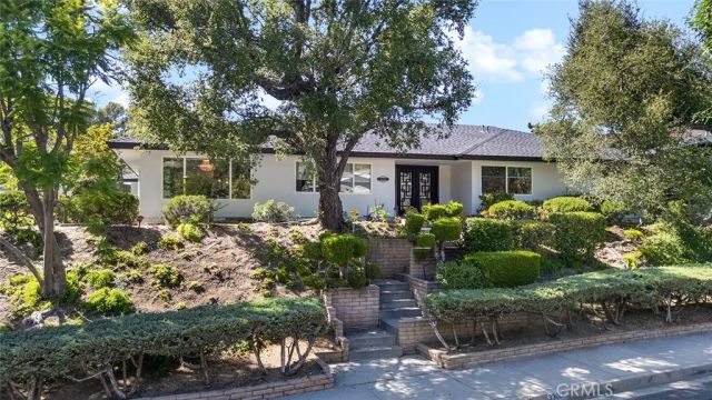 3301 Vickers, Glendale, CA 91208