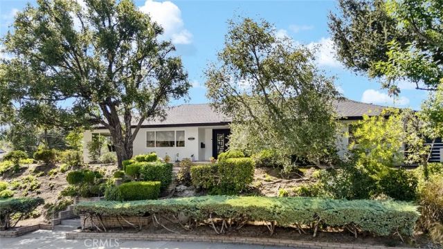 3301 Vickers, Glendale, CA 91208