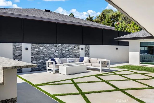 3301 Vickers, Glendale, CA 91208