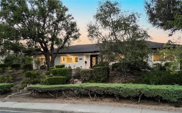 3301 Vickers, Glendale, CA 91208