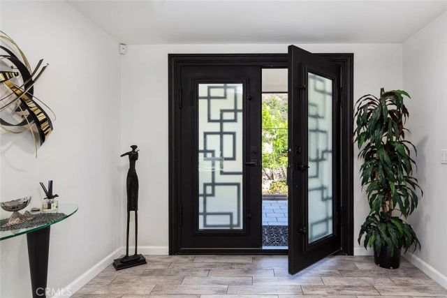 3301 Vickers, Glendale, CA 91208