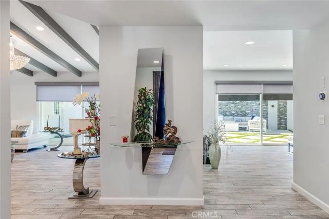 3301 Vickers, Glendale, CA 91208
