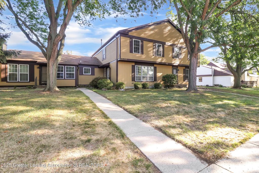 2901 N Staten Avenue, 14, Lansing, MI 48910