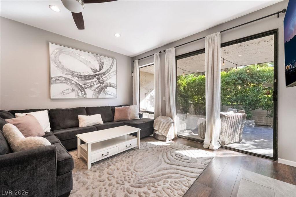 3464 Manzano Circle, Las Vegas, NV 89121 — photo 5