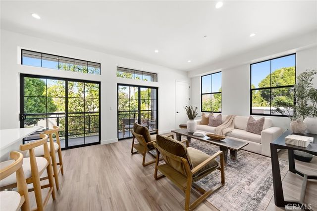 581 Higuera Street 202, San Luis Obispo, CA 93401