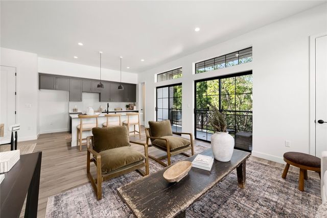 581 Higuera Street 202, San Luis Obispo, CA 93401