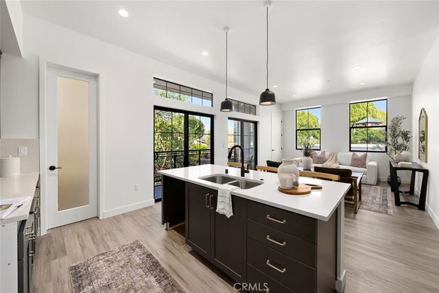 581 Higuera Street 202, San Luis Obispo, CA 93401
