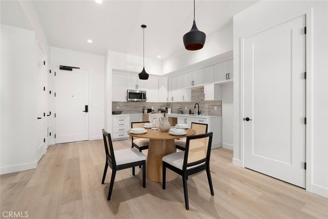 581 Higuera Street 202, San Luis Obispo, CA 93401