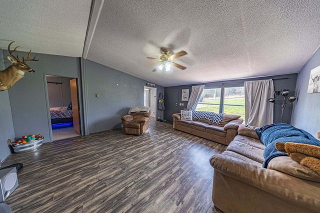 15601 County Road 281, Wheatland, MO 65779