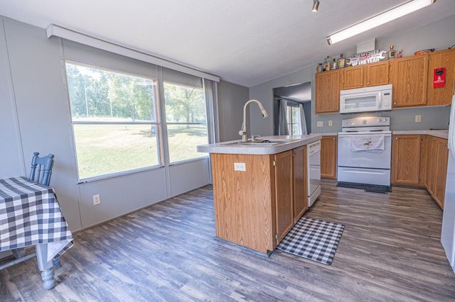 15601 County Road 281, Wheatland, MO 65779