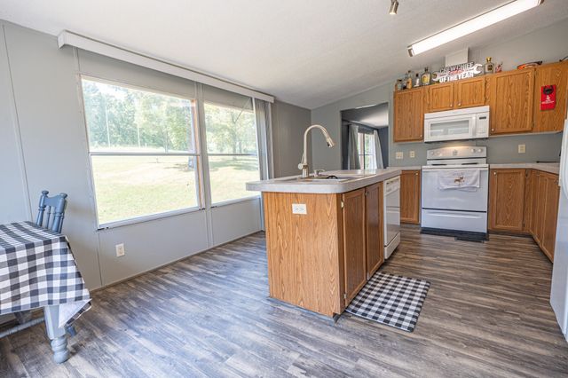 15601 County Road 281, Wheatland, MO 65779