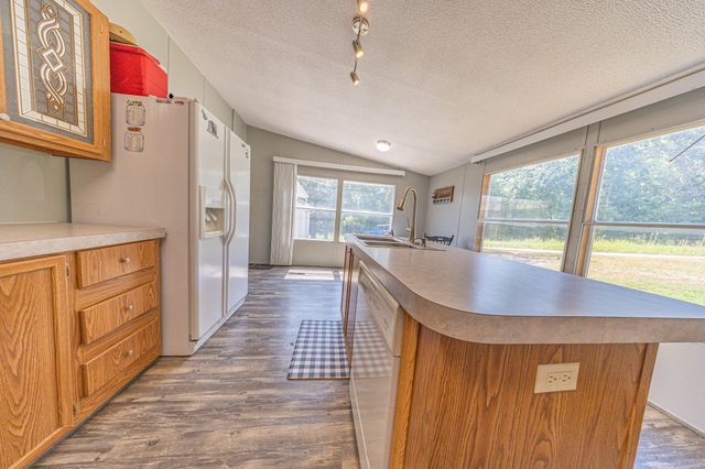 15601 County Road 281, Wheatland, MO 65779