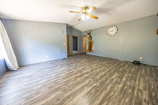 15601 County Road 281, Wheatland, MO 65779