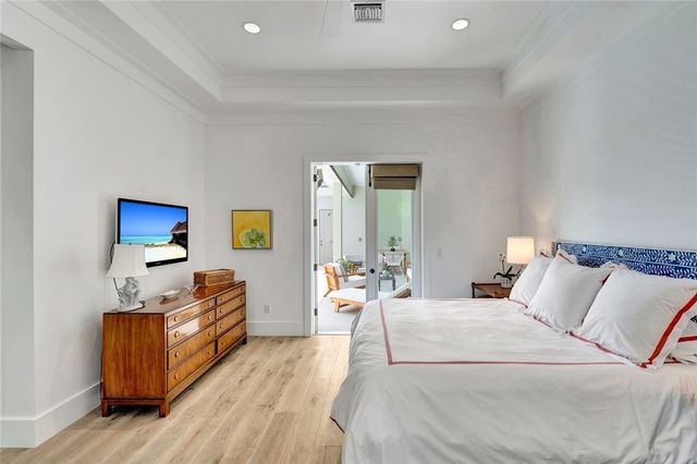 1201 Sea Hunt Drive, Vero Beach, FL 32963