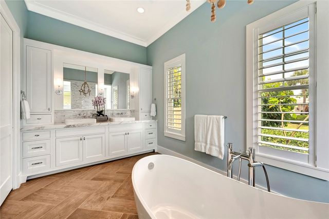 1201 Sea Hunt Drive, Vero Beach, FL 32963