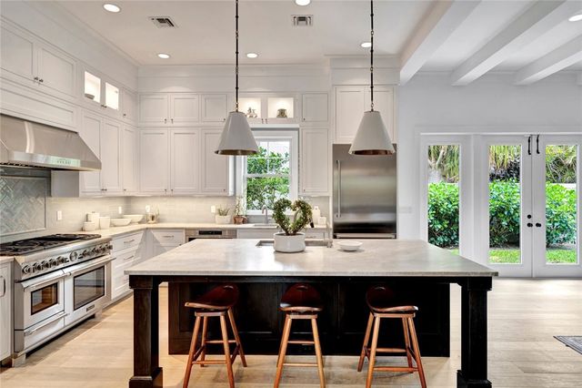 1201 Sea Hunt Drive, Vero Beach, FL 32963