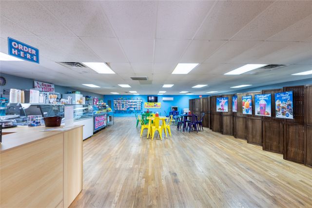 2810 4th Street, Brownwood, TX 76801