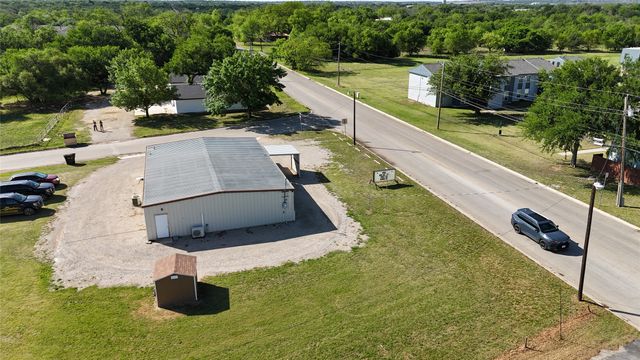 2810 4th Street, Brownwood, TX 76801