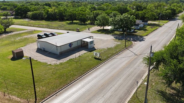 2810 4th Street, Brownwood, TX 76801