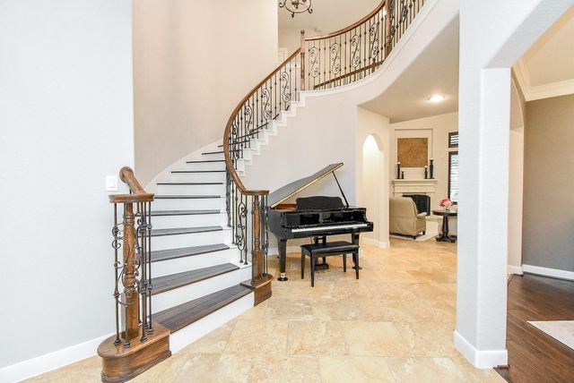 7606 Hampden Court, Sugar Land, TX 77479