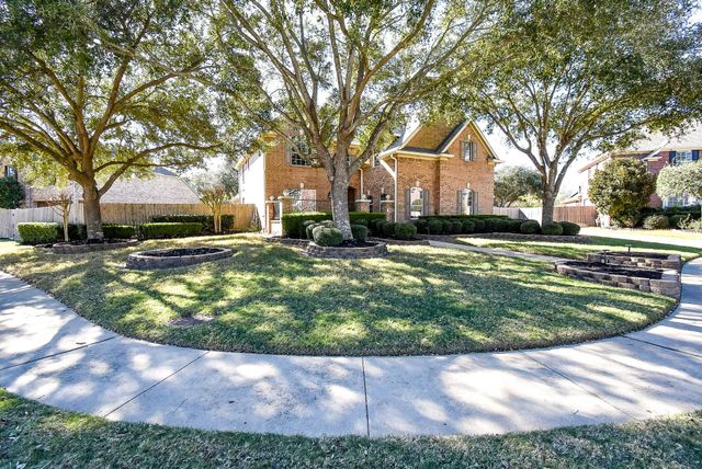 7606 Hampden Court, Sugar Land, TX 77479