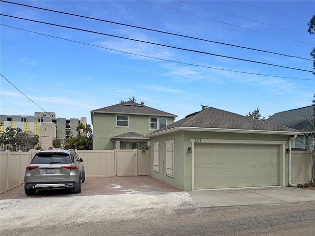 2258 9TH AVENUE N, St Petersburg, FL 33713