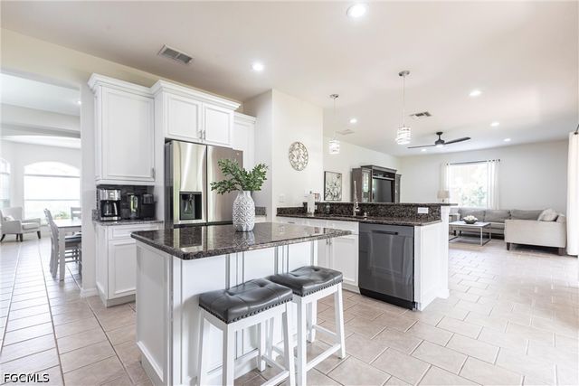 12688 Stone Tower LOOP, Fort Myers, FL 33913