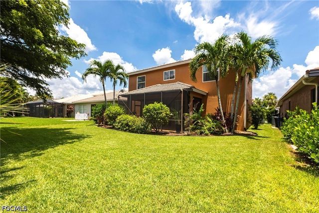 12688 Stone Tower LOOP, Fort Myers, FL 33913