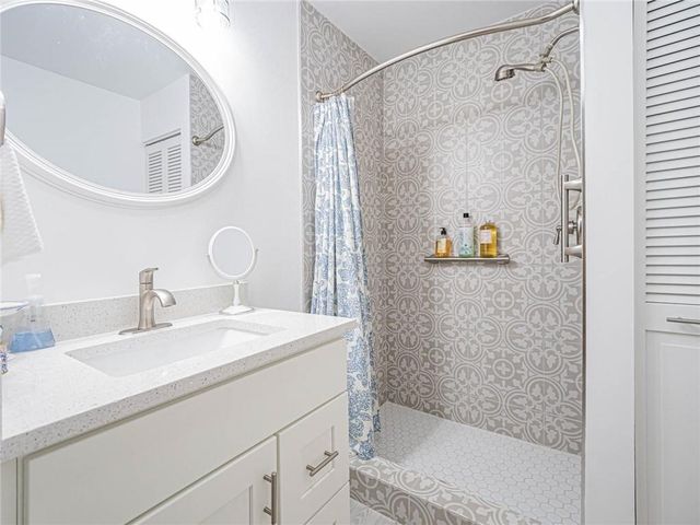 400 18th Street I8, Vero Beach, FL 32960