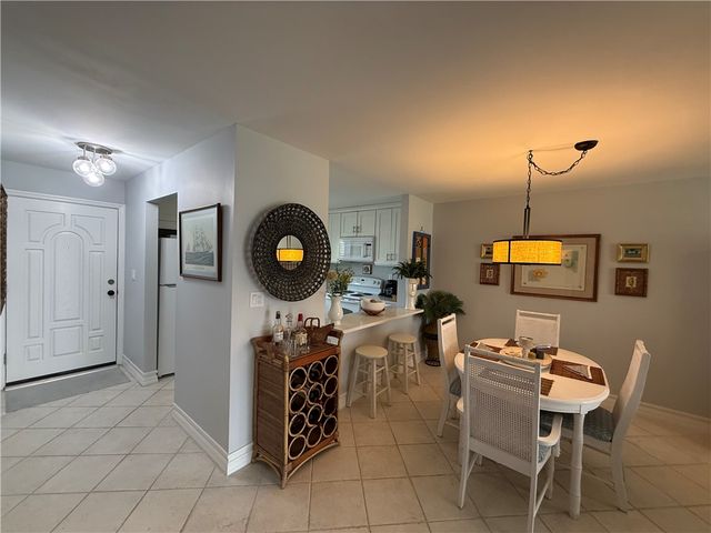 400 18th Street I8, Vero Beach, FL 32960