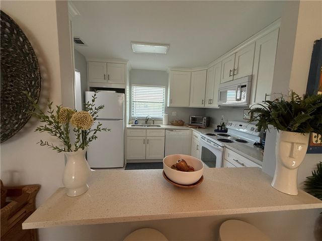 400 18th Street I8, Vero Beach, FL 32960