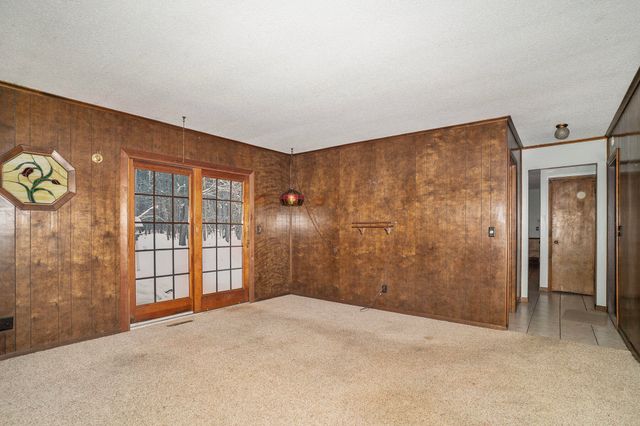 7078 S Brooks Road, Fruitport, MI 49415