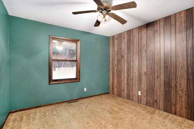 7078 S Brooks Road, Fruitport, MI 49415