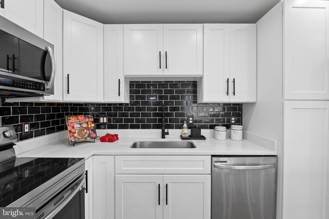 700 DELMAR AVE, Glen Burnie, MD 21061