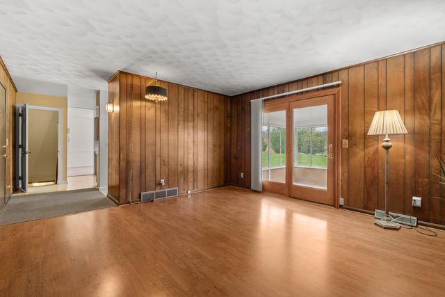 6201 Westlins Avenue, Kalamazoo, MI 49009