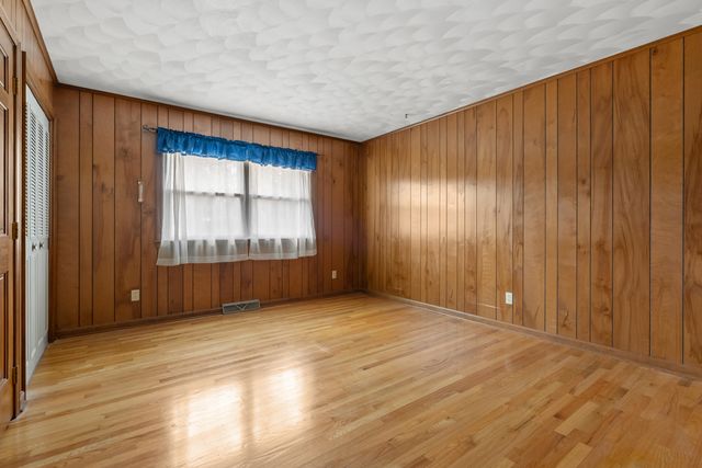 6201 Westlins Avenue, Kalamazoo, MI 49009