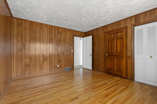 6201 Westlins Avenue, Kalamazoo, MI 49009