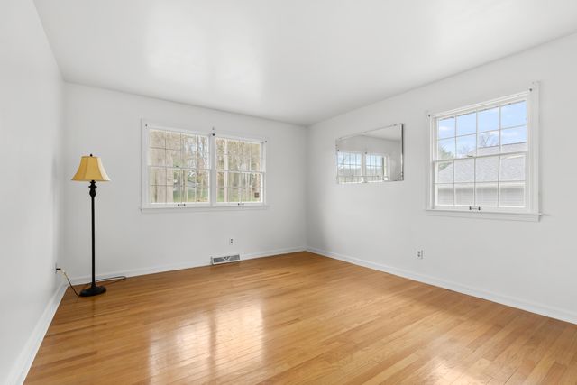 6201 Westlins Avenue, Kalamazoo, MI 49009