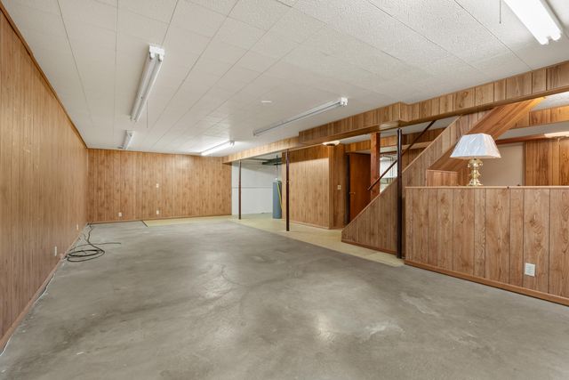 6201 Westlins Avenue, Kalamazoo, MI 49009