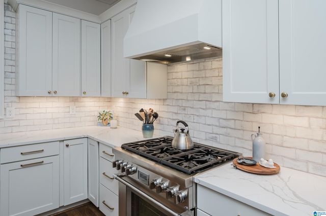 1104 NINA'S WAY, Birmingham, AL 35243