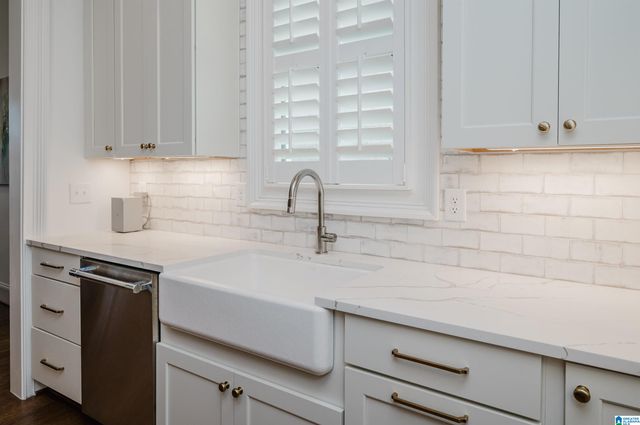 1104 NINA'S WAY, Birmingham, AL 35243