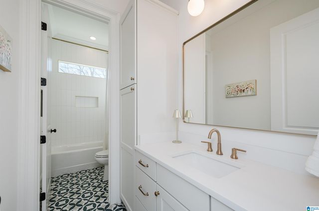 1104 NINA'S WAY, Birmingham, AL 35243