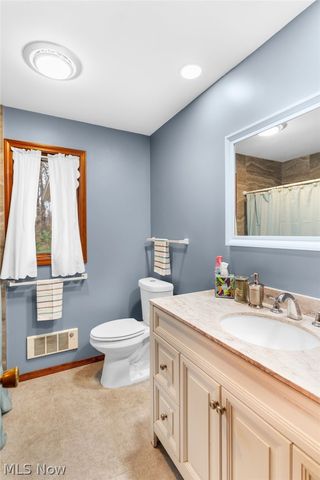 1000 Southeast Boulevard, Salem, OH 44460