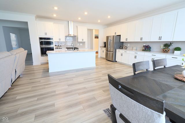 15329 Manderley Street, Fishers, IN 46040
