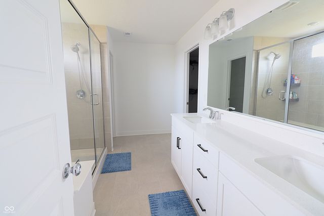 15329 Manderley Street, Fishers, IN 46040